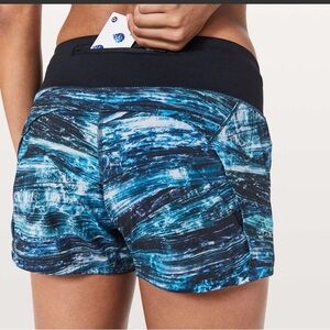 Lululemon Athletica Run Times Short II 
Shorelines Size 4